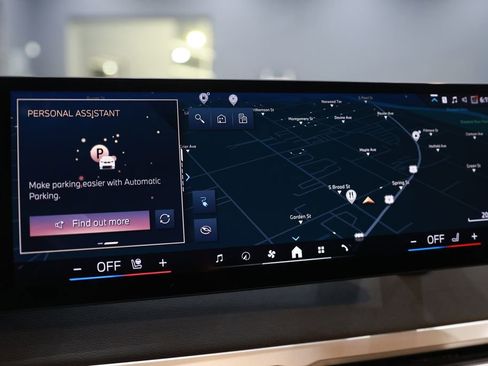 Used 2024 BMW iX xDrive50 w/ Premium Package image 40