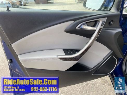 Used 2013 Buick Verano FWD image 9