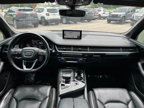 Used 2017 Audi Q7 3.0T Prestige w/ Prestige Package AWD/4WD image 13