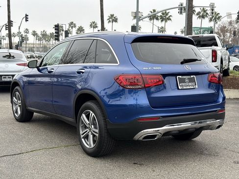 Used 2022 Mercedes-Benz GLC 300 w/ Premium Package Lite image 7
