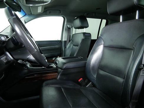 Used 2017 GMC Yukon XL SLT image 11