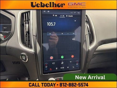 Used 2024 Ford Edge Titanium image 18