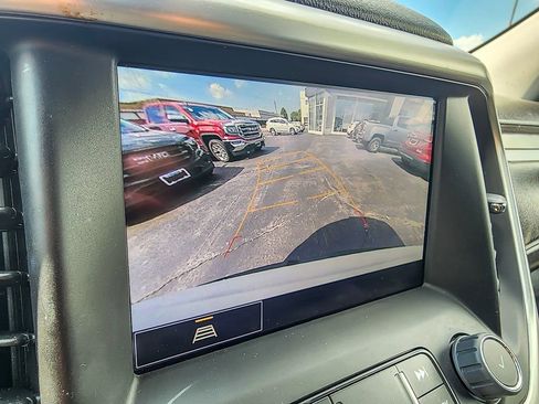 Certified 2023 GMC Acadia SLT image 12