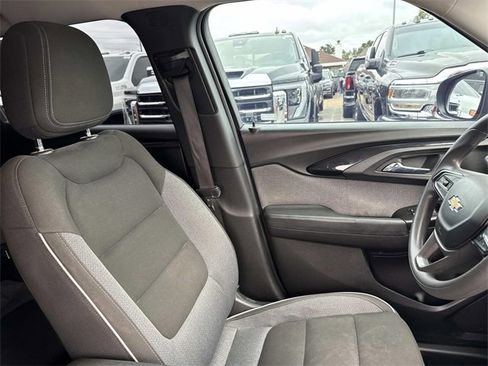 Used 2021 Chevrolet TrailBlazer LT w/ Convenience Package image 13