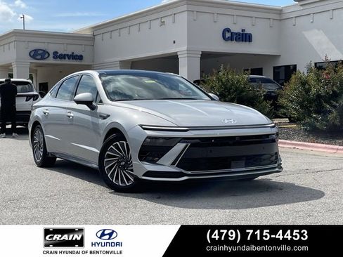 New 2025 Hyundai Sonata Limited image 1