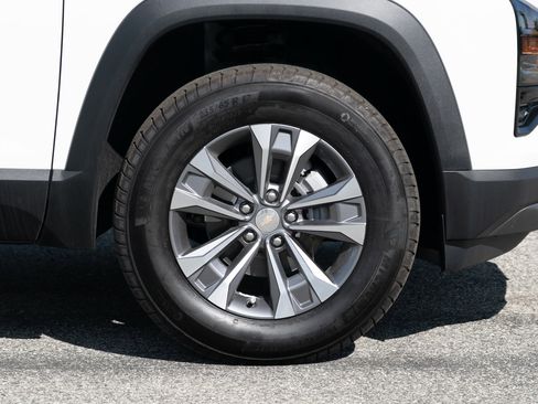 New 2026 Chevrolet Equinox LT w/ Safety and Technology Package image 11