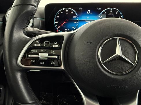 Used 2022 Mercedes-Benz CLA 250 image 15