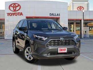 Used 2025 Toyota RAV4 LE FWD video 1