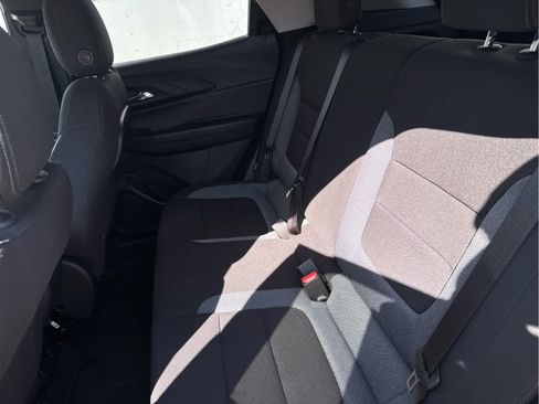 Used 2023 Chevrolet TrailBlazer LT w/ Convenience Package FWD image 34