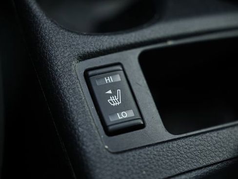 Used 2018 Nissan Rogue Sport SL w/ SL Premium Package image 40