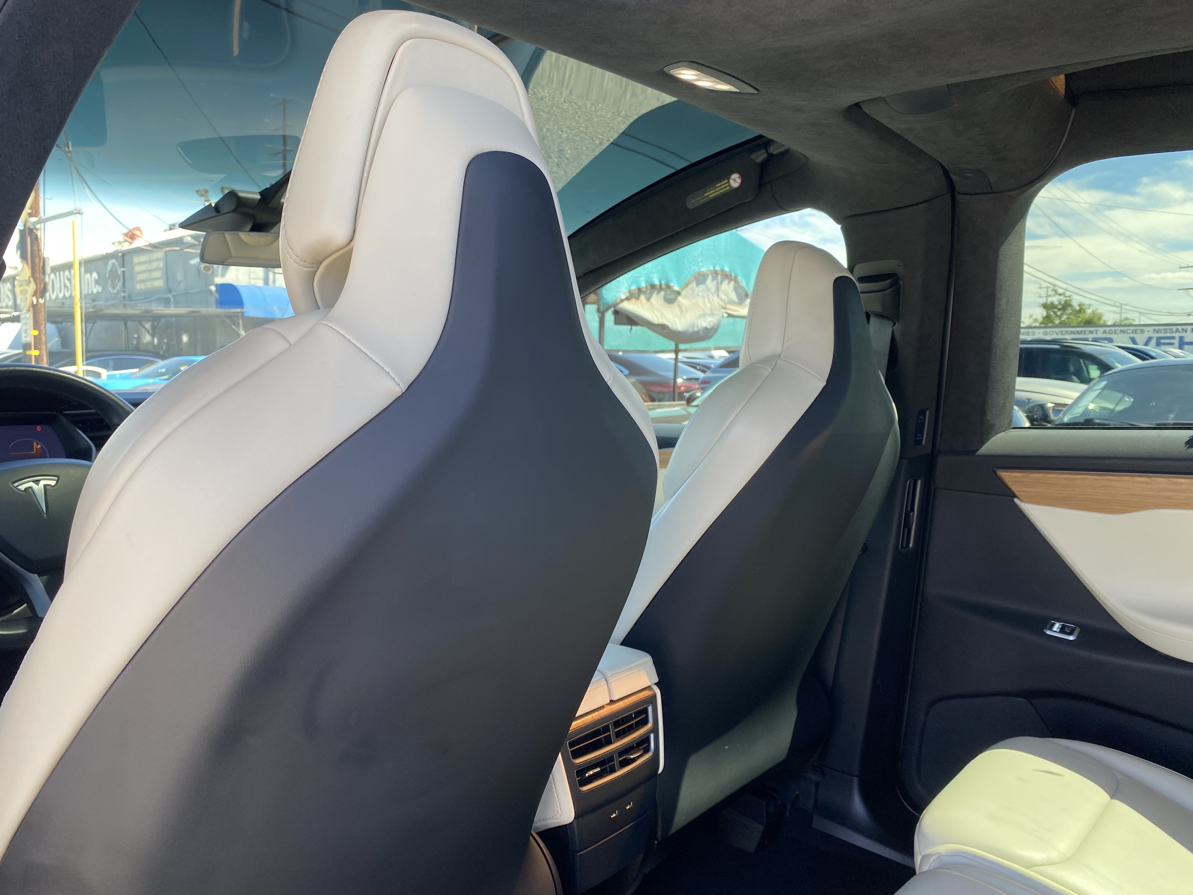 Used 2019 Tesla Model X Long Range AWD/4WD image 21
