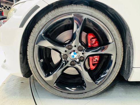 Used 2011 BMW 335i Convertible RWD image 34