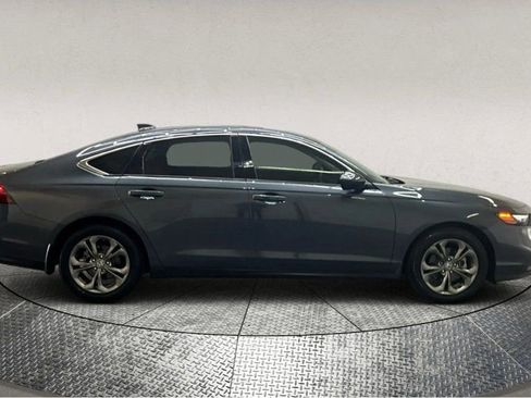 Used 2024 Honda Accord EX image 9