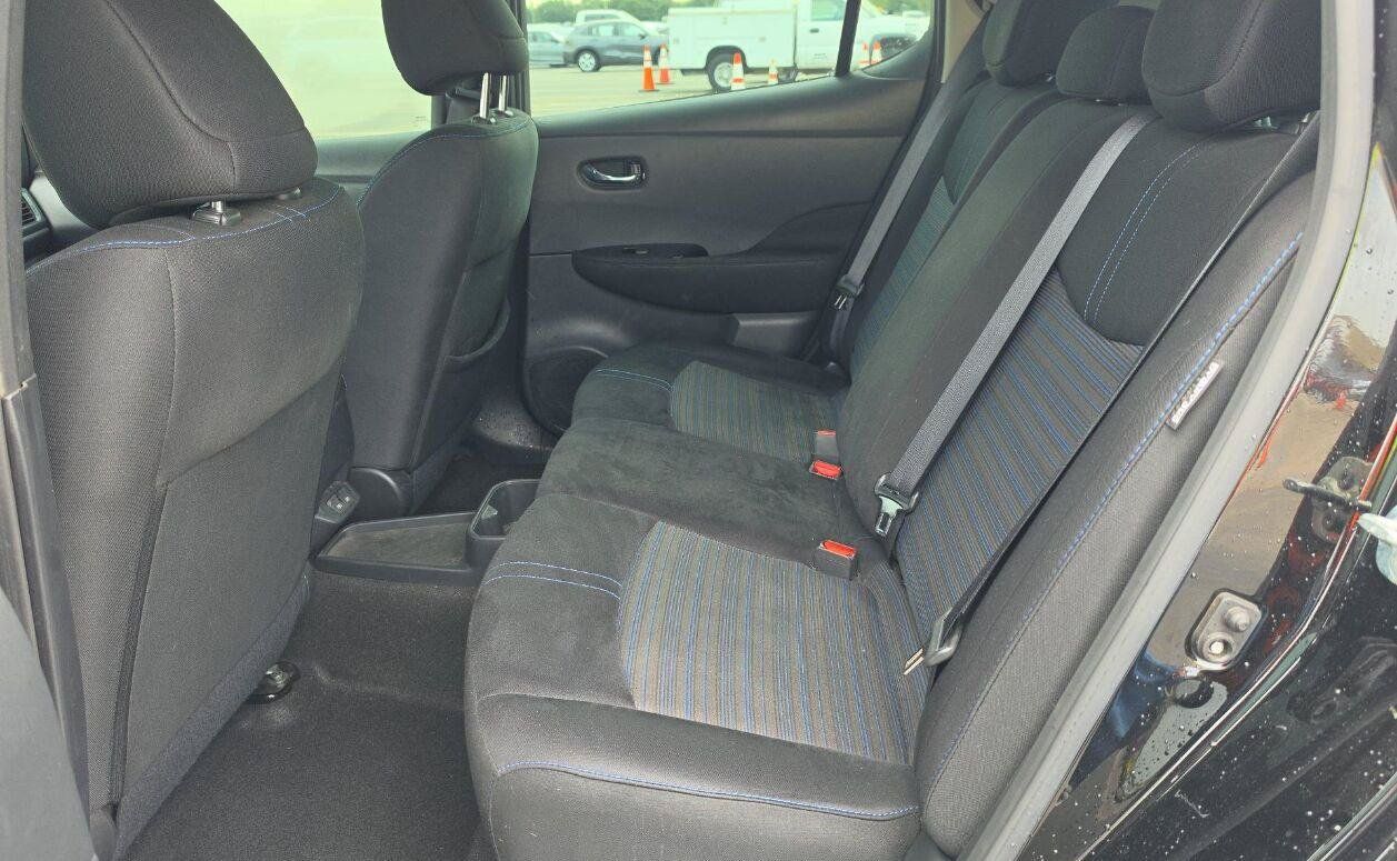 Used 2023 Nissan Leaf SV Plus FWD image 4
