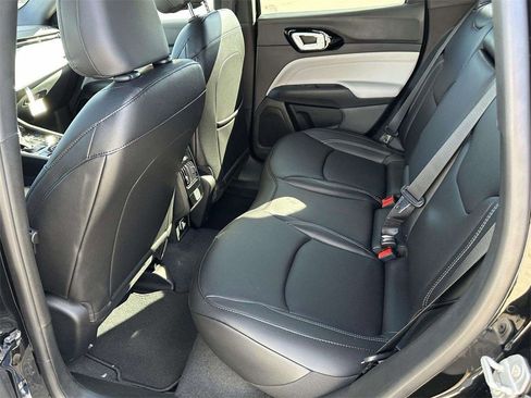 New 2026 Jeep Compass Limited image 7