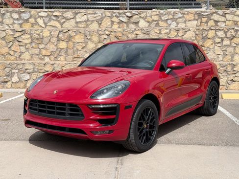 Used 2018 Porsche Macan GTS image 19