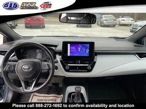 Used 2024 Toyota Corolla SE w/ SE Convenience Package image 14