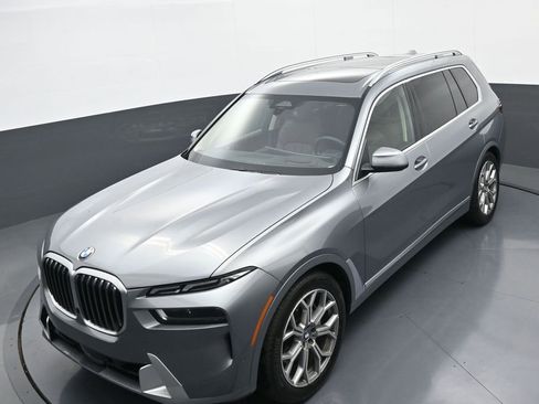 Used 2026 BMW X7 xDrive40i AWD/4WD image 33