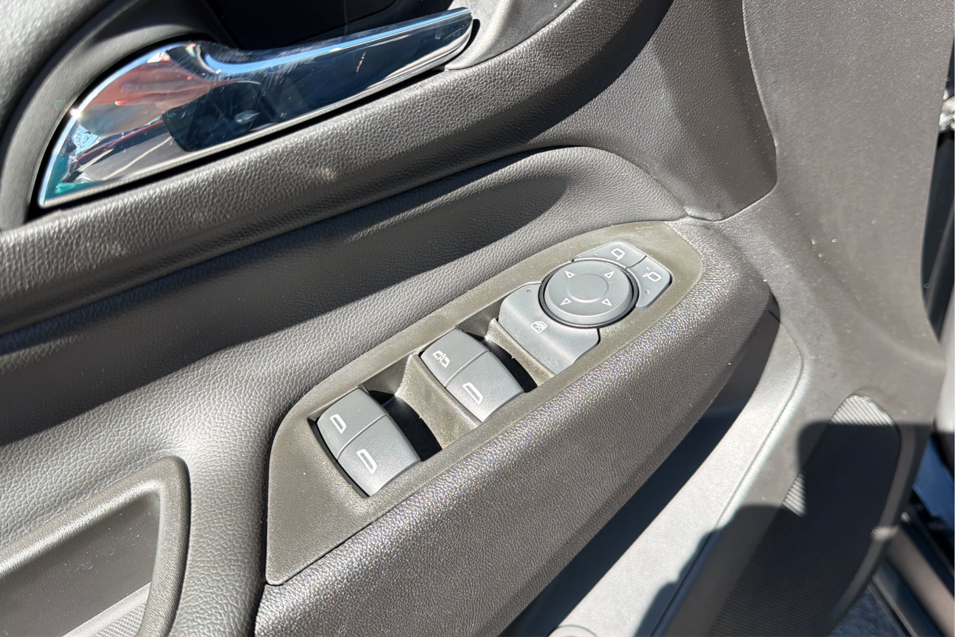 Used 2022 Chevrolet Equinox LT AWD/4WD image 19