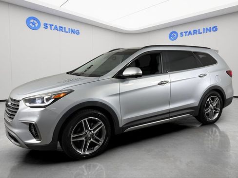 Used 2017 Hyundai Santa Fe Limited FWD image 2