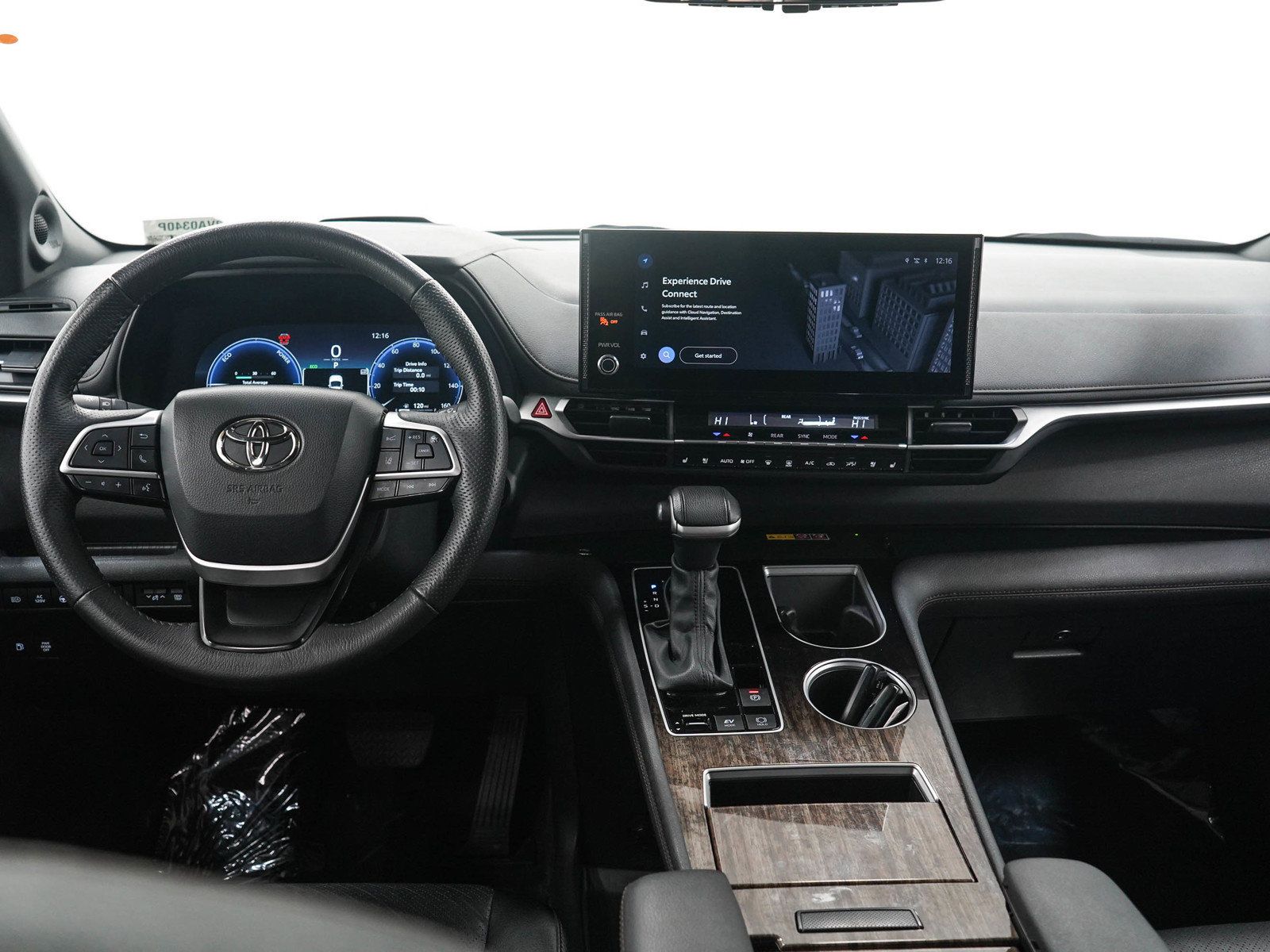 Used 2025 Toyota Sienna Platinum AWD/4WD image 20