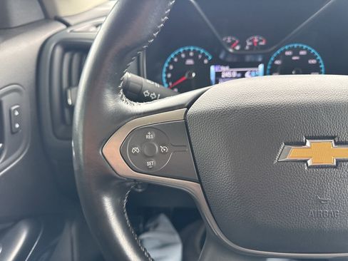 Used 2017 Chevrolet Colorado Z71 image 30