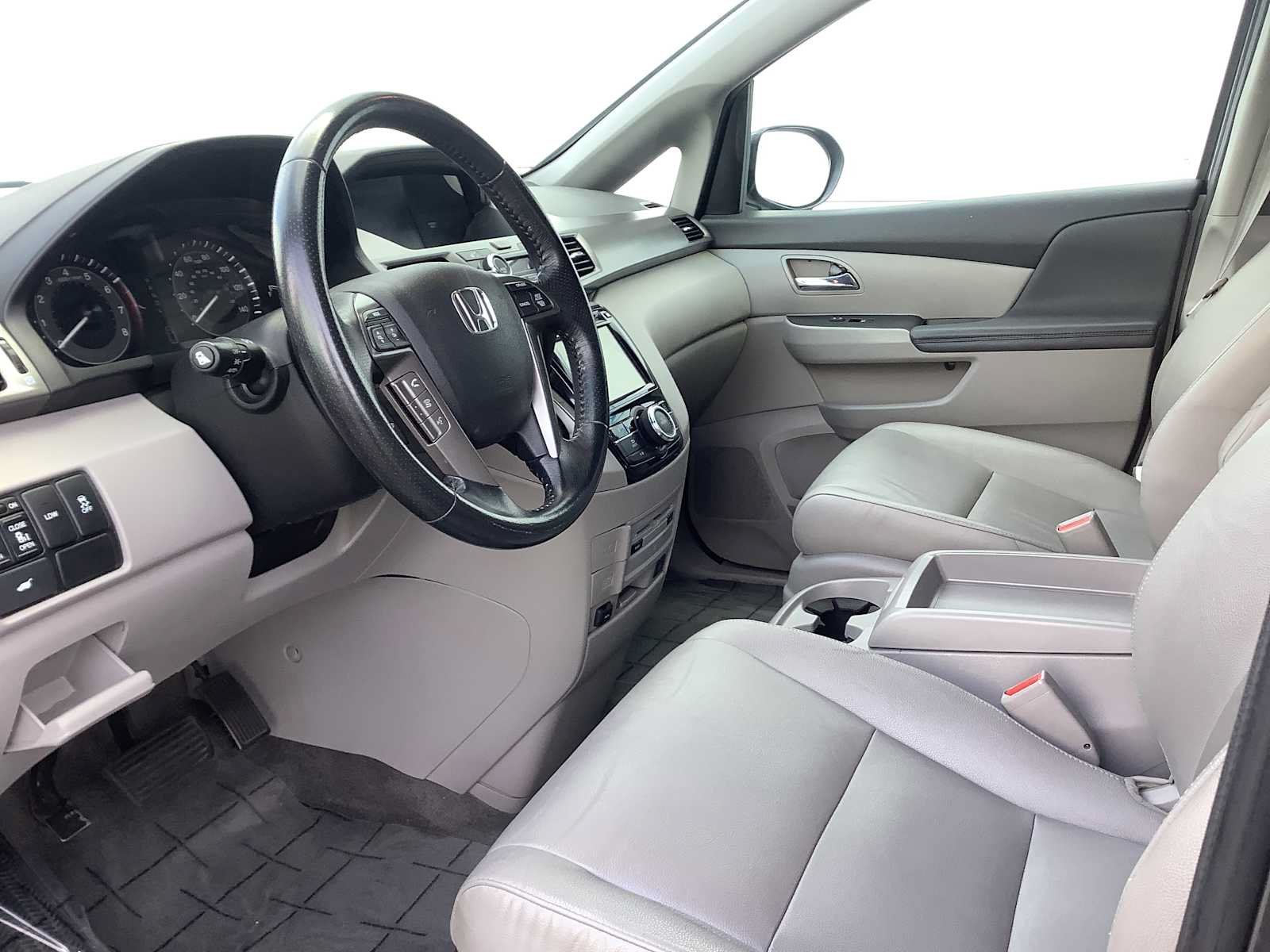 Used 2016 Honda Odyssey EX-L image 3