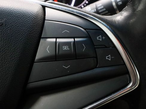 Used 2019 Cadillac XT5 Base image 28