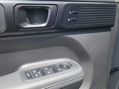 Used 2025 Hyundai Santa Fe Calligraphy AWD/4WD image 7