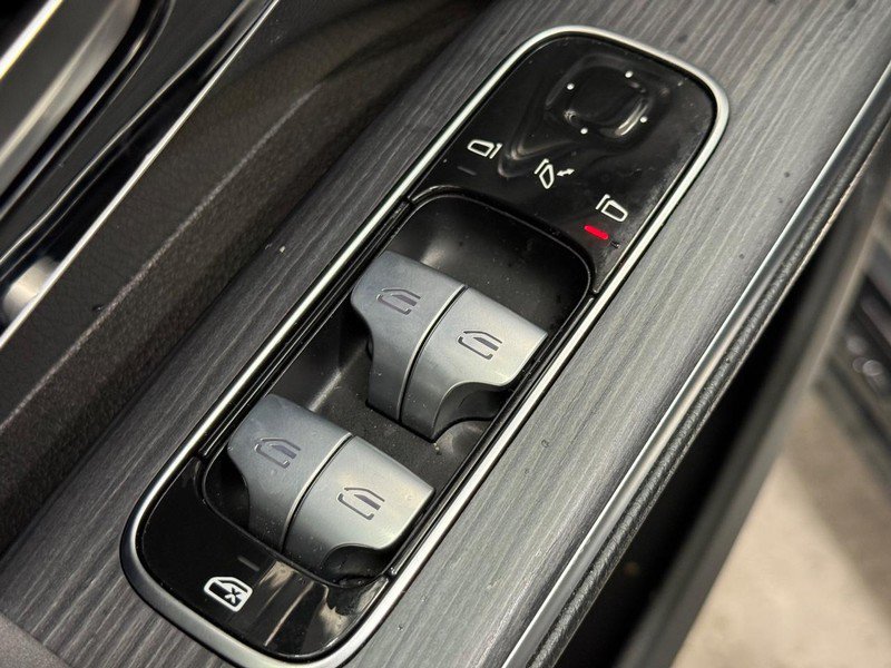 Used 2023 Mercedes-Benz EQS 580 4MATIC SUV image 20