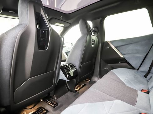 New 2026 BMW iX xDrive45 image 20