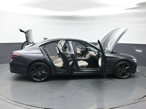 Used 2023 Genesis G70 2.0T w/ Sport Prestige Package RWD image 53
