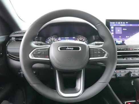 New 2026 Jeep Compass Latitude AWD/4WD image 11