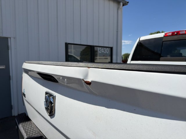 Used 2016 RAM 2500 Laramie w/ Convenience Group AWD/4WD image 4