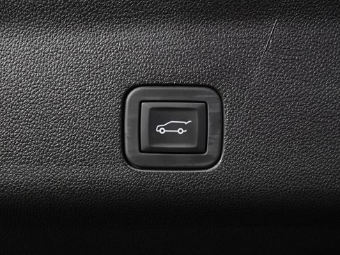 Used 2026 GMC Yukon XL AT4 Ultimate image 15