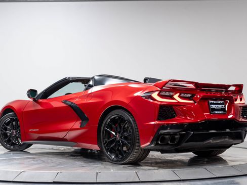 Used 2023 Chevrolet Corvette Stingray Preferred Conv w/ Z51 Performance Package RWD image 47