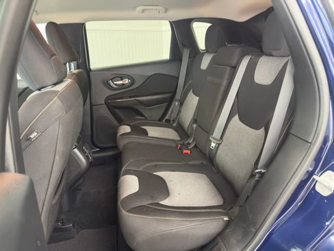 Used 2014 Jeep Cherokee Latitude w/ Trailer Tow Group image 12