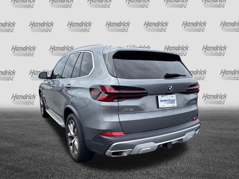 Used 2024 BMW X5 xDrive40i w/ Parking Assistance Package AWD/4WD image 7
