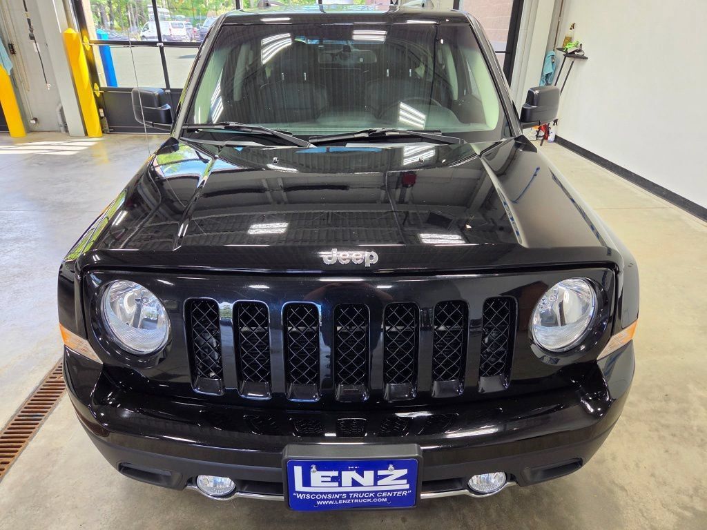 Used 2017 Jeep Patriot High Altitude AWD/4WD image 3