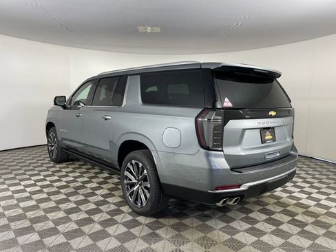 New 2026 Chevrolet Suburban High Country image 19