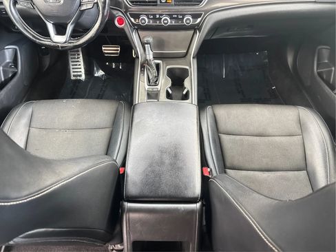 Used 2018 Honda Accord Sport image 22