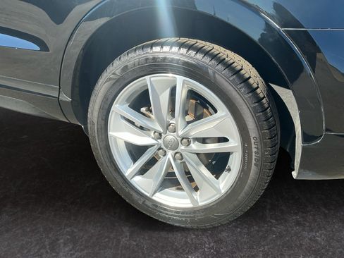 Used 2018 Audi Q3 2.0T Premium w/ Convenience Package image 10