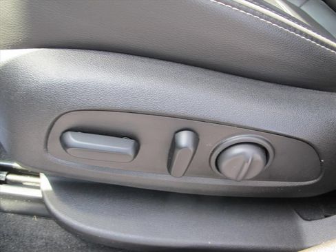 Used 2020 GMC Acadia Denali w/ LPO, Floor Liner Package FWD image 11