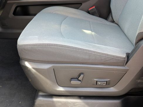 Used 2023 RAM 2500 Big Horn w/ Level 1 Equipment Group image 12