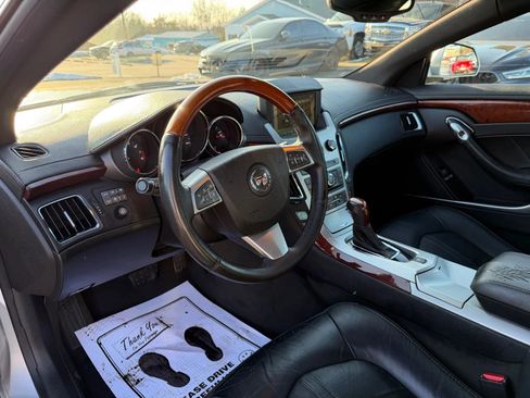 Used 2011 Cadillac CTS Premium image 10