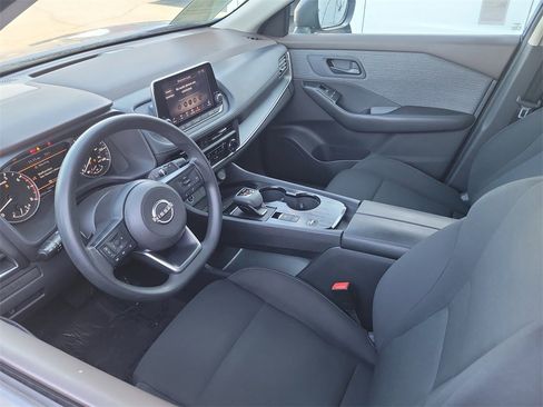 Certified 2023 Nissan Rogue S image 3