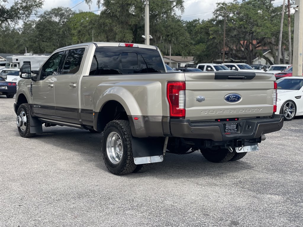 Used 2017 Ford F350 King Ranch w/ King Ranch Ultimate Package AWD/4WD image 21