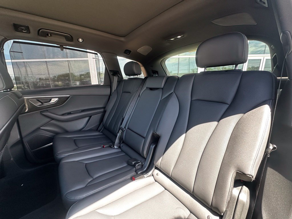 Certified 2025 Audi Q7 3.0T Premium Plus w/ Premium Plus Package AWD/4WD image 21