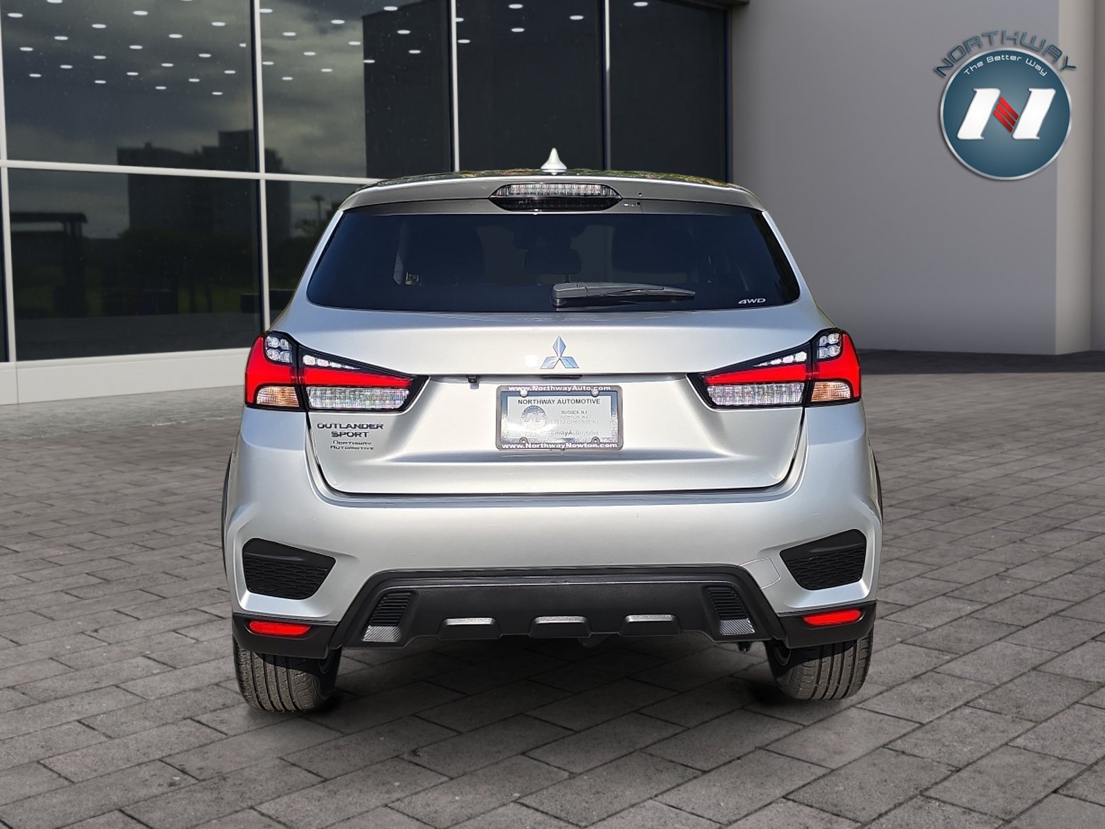 Used 2023 Mitsubishi Outlander Sport ES AWD/4WD image 4