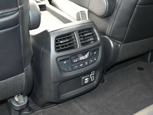 Used 2020 Honda Passport Touring image 14